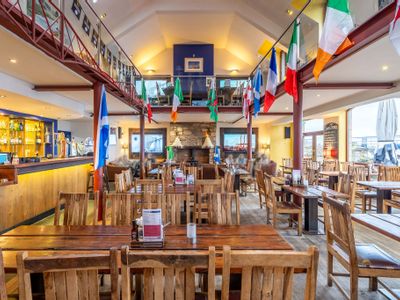 Property Image for The Railbridge Bar & Bistro, 4, Newhalls Road, South Queensferry, EH30 9TA