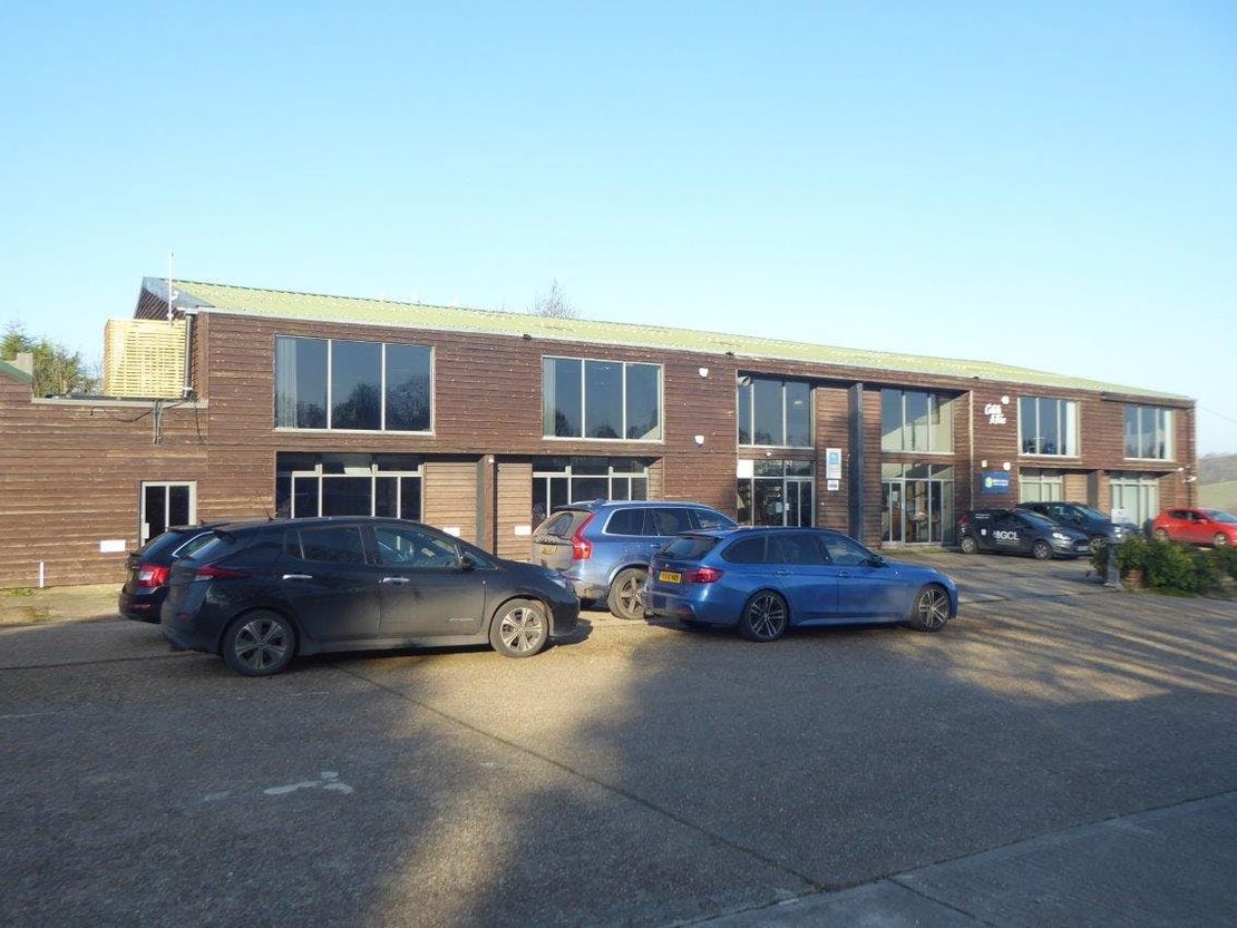 Units C, D & E (Rear Office), Lamberhurst Vineyard, Old Winery, Lamberhurst, Tunbridge Wells, TN3 8ER