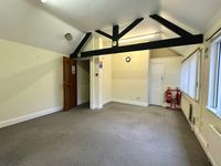 Property Image for 42b High Street North, Dunstable, LU6 1LA