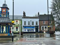 Property Image for 48 High Street South, Dunstable, LU6 3HD