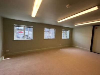 Property Image for North Bar House, North Bar St, Banbury OX16 0TH