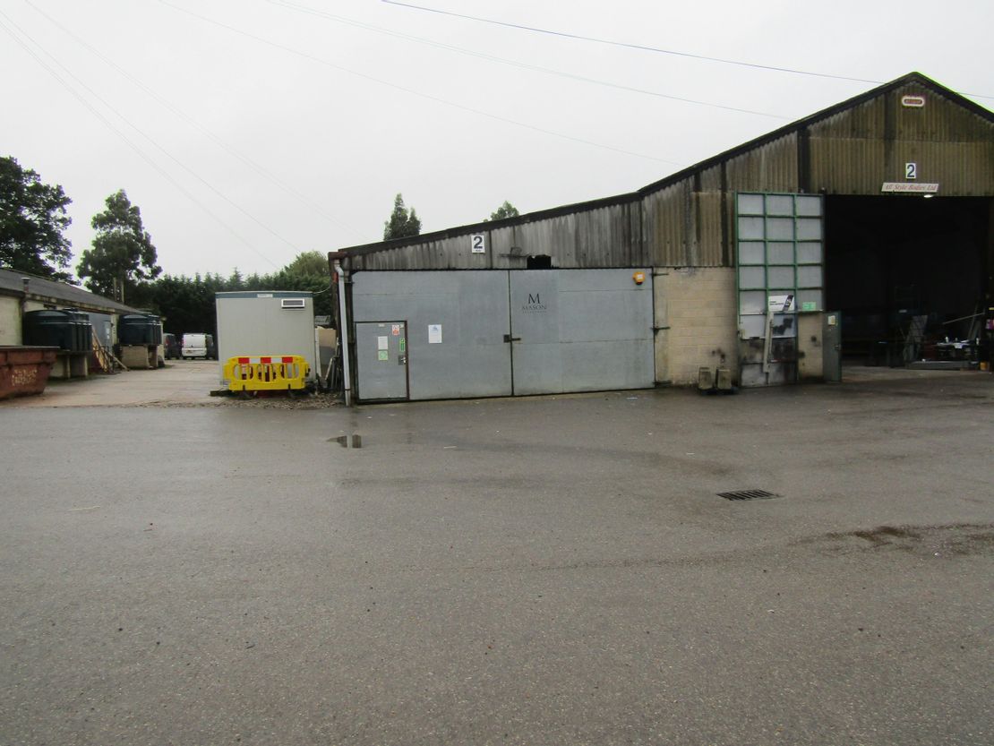 2 (South Wing), Thurley Farm Business Units, Pump Lane, Reading, RG7 1LL