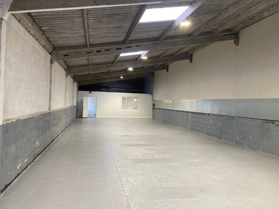 2 (South Wing), Thurley Farm Business Units, Pump Lane, Reading, RG7 1LL
