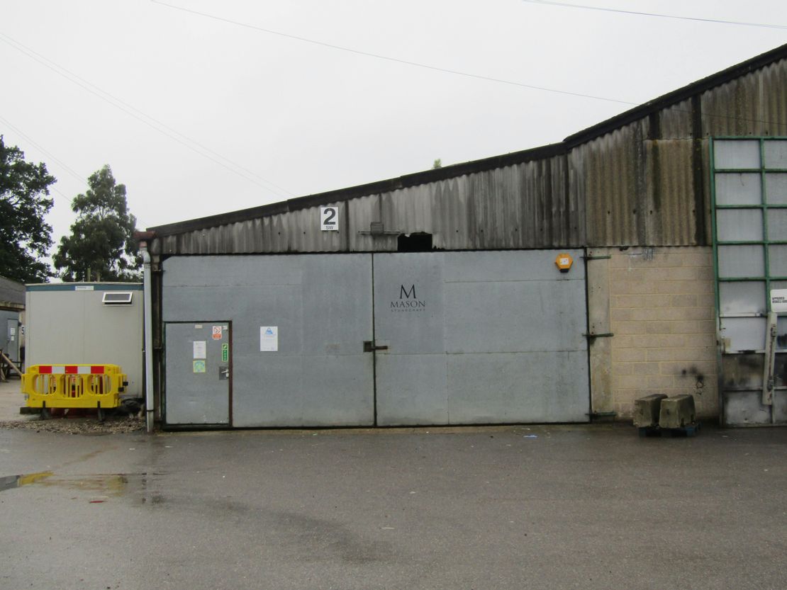 2 (South Wing), Thurley Farm Business Units, Pump Lane, Reading, RG7 1LL