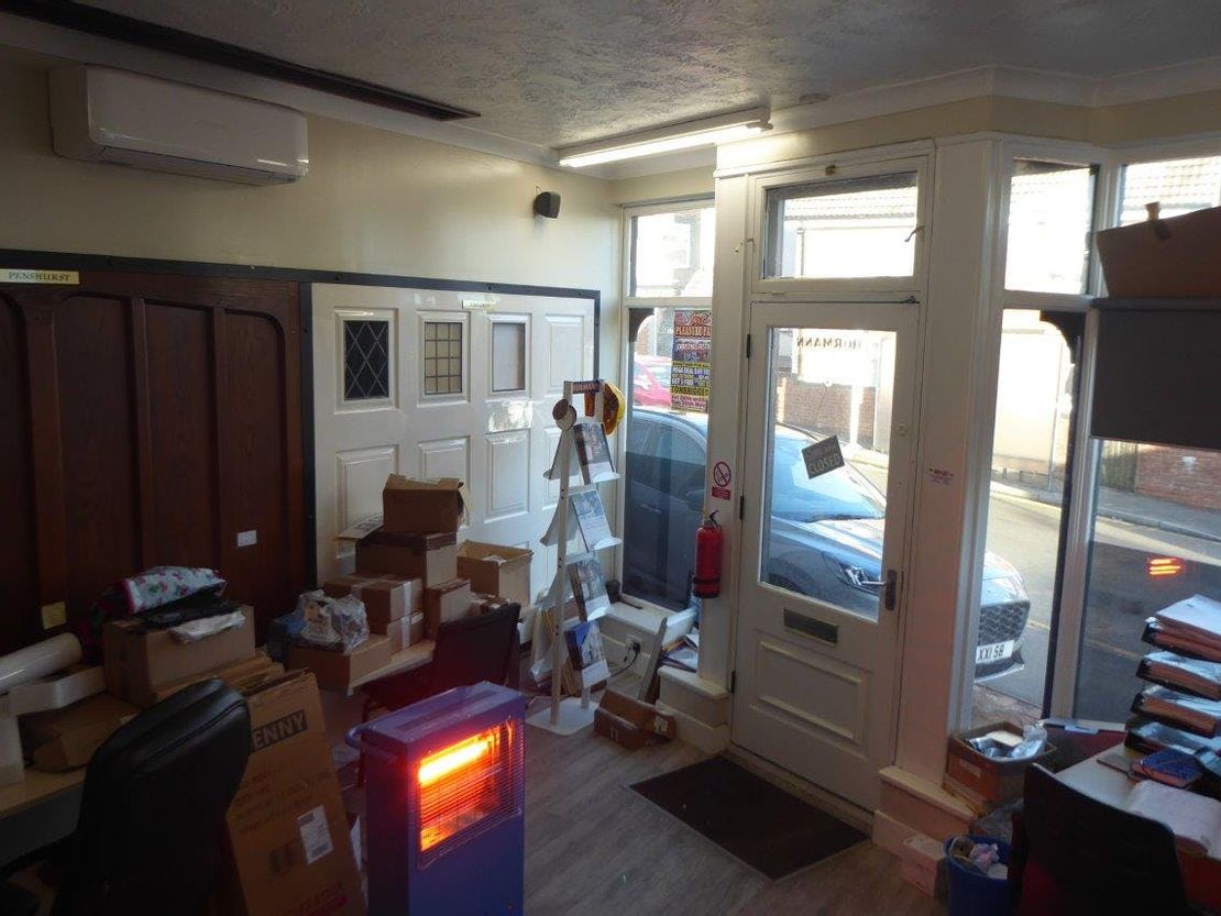 57 High Brooms Road, Tunbridge Wells, TN4 9BW