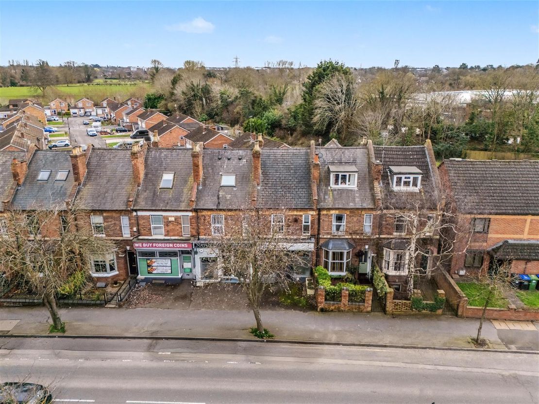 Emscote Road, Warwick