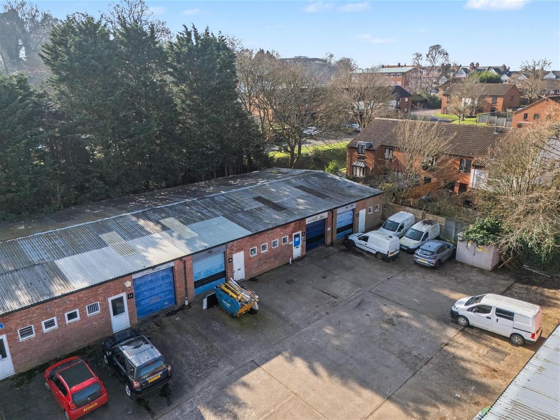 Dongan Road, Warwick