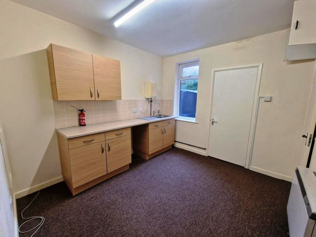 31B Station Road, Park Gate, Southampton, SO31 7GJ