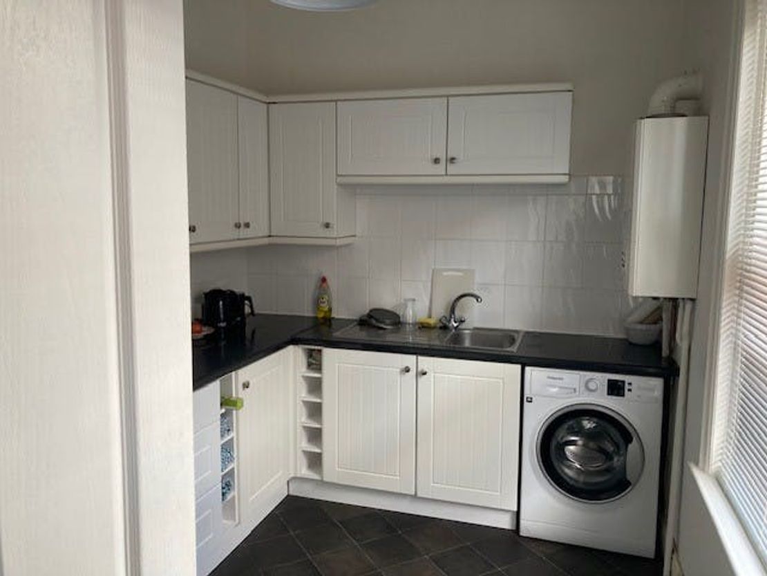26-28 High Street, Sunninghill, SL5 9NE