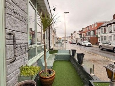 Property Image for The Lady Di, 38 St. Chads Road, Blackpool, FY1