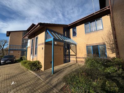 Property Image for 7 West Links, Tollgate, Chandler's Ford, Eastleigh, Hampshire, SO53 3TG