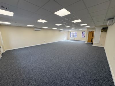 Property Image for 7 West Links, Tollgate, Chandler's Ford, Eastleigh, Hampshire, SO53 3TG