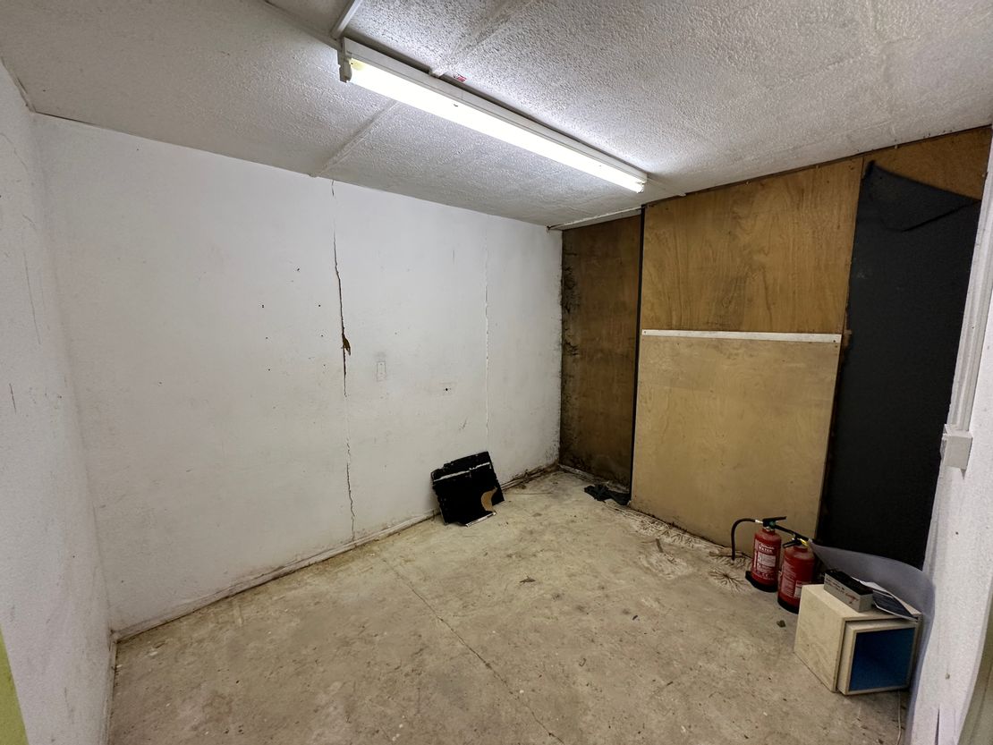 3 Grand Hotel Buildings, Compton Street, Eastbourne, East Sussex, BN21 4EJ
