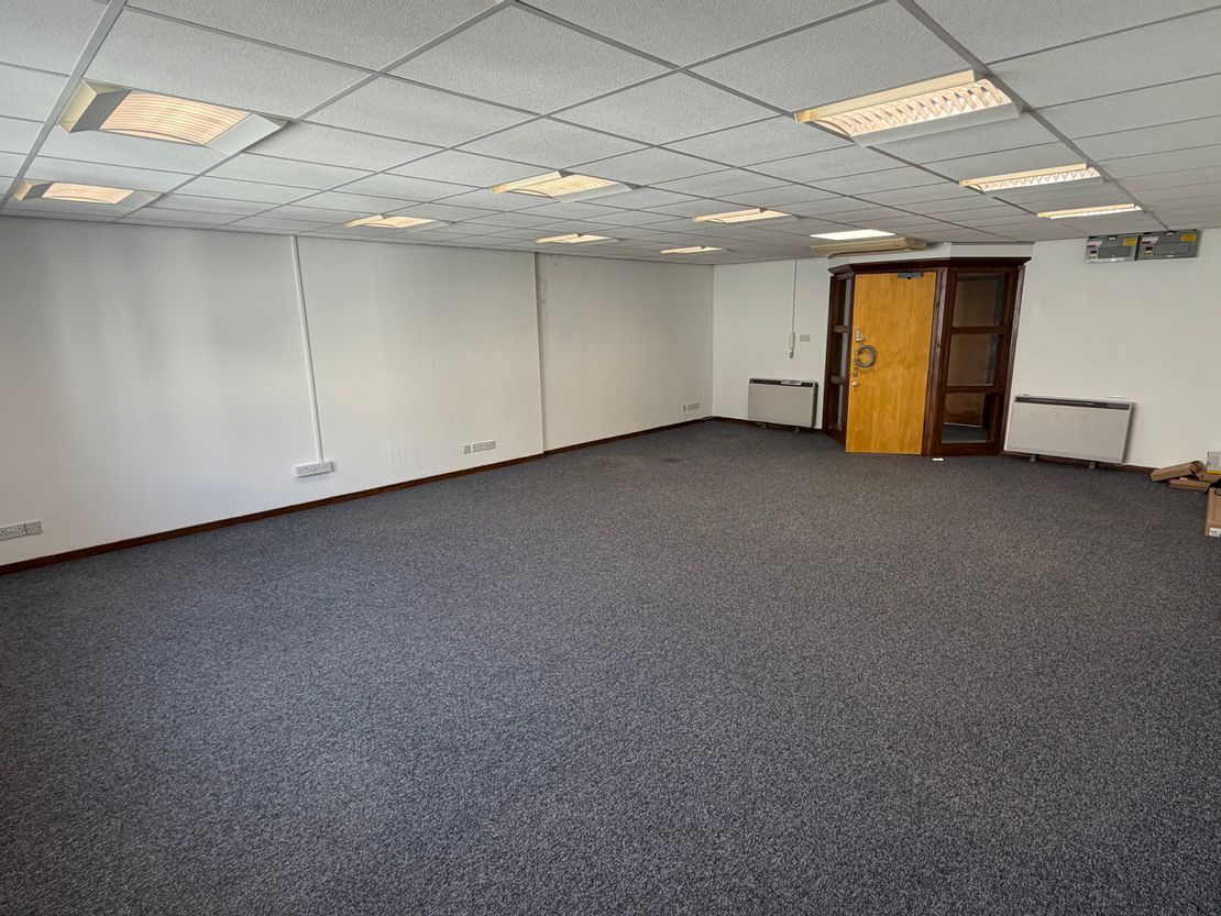 Second Floor Bedford Court, Bedford Street, Leamington Spa, CV32 5DY