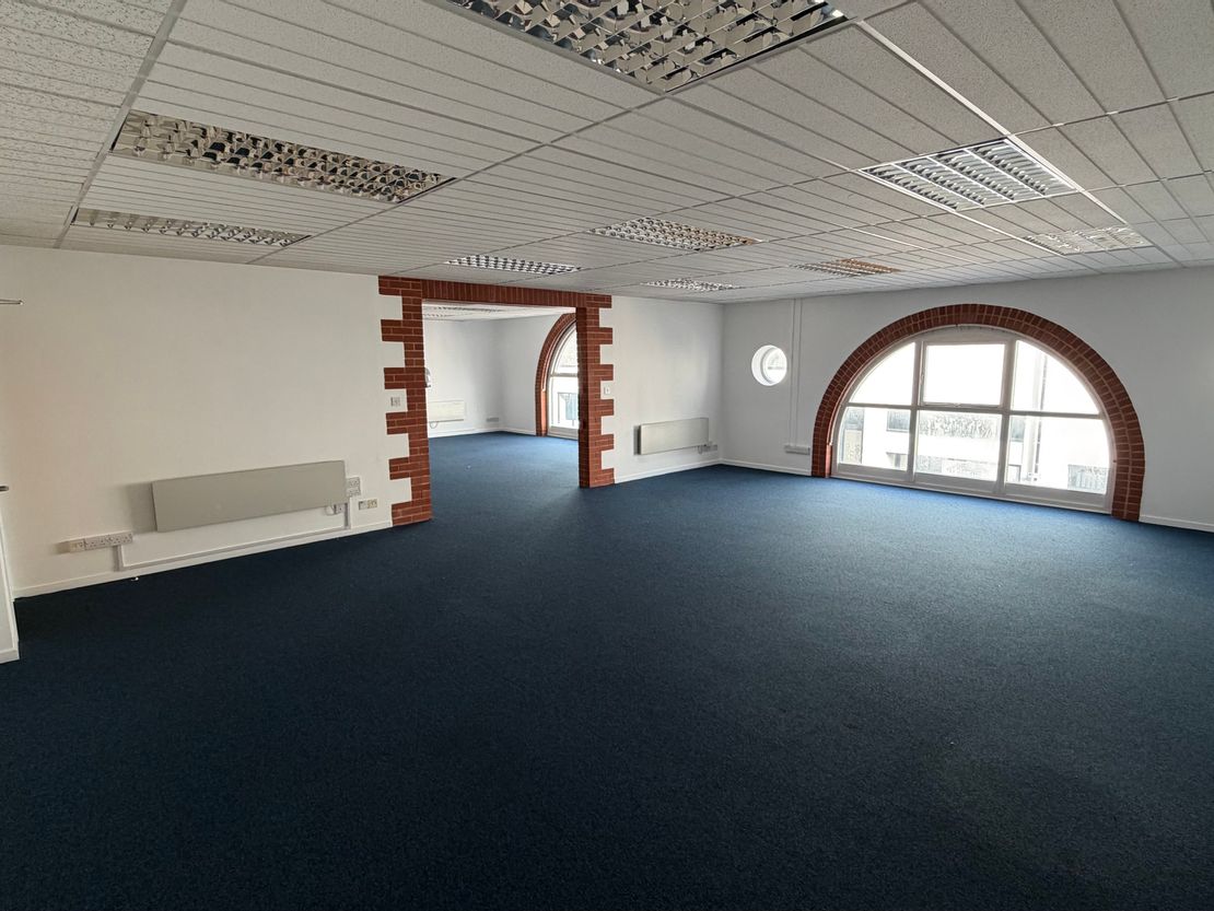 First Floor Bedford Court, Bedford Street, Leamington Spa, CV32 5DY