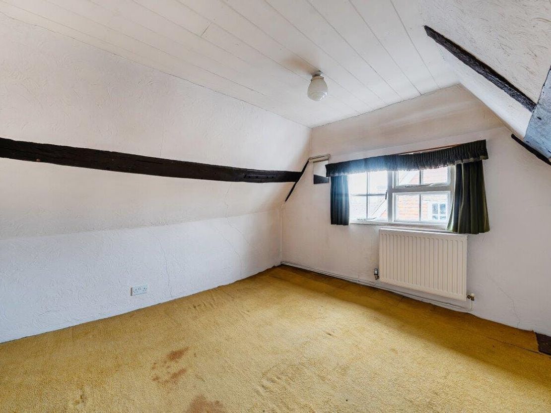 Petts Cottage, High Street, Rotherfield, TN6 3LL