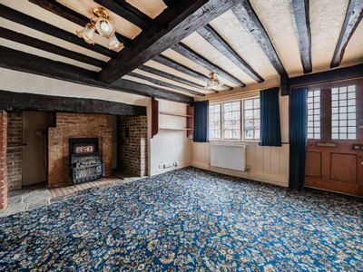 Property Image for Petts Cottage, High Street, Rotherfield, TN6 3LL