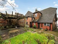 Property Image for Petts Cottage, High Street, Rotherfield, TN6 3LL