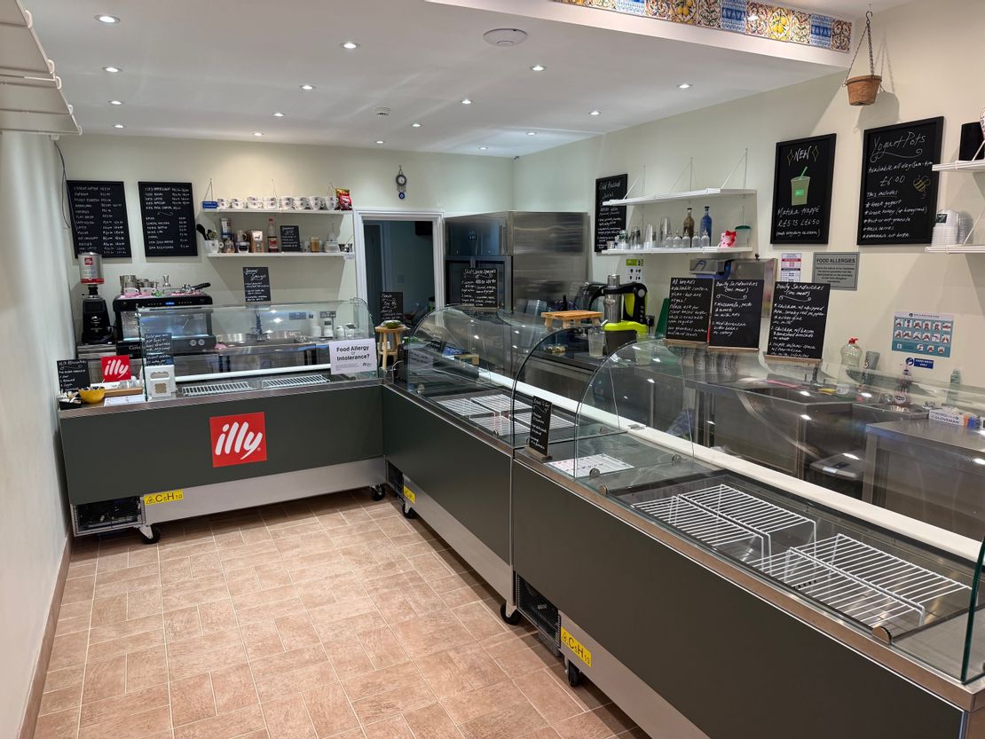 Shop 1, 16 Packhorse Road, Gerrards Cross, Buckinghamshire, SL9 7DA