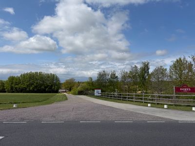 Property Image for Bognor Road, Warnham, Horsham, West Sussex, RH12 3ZG