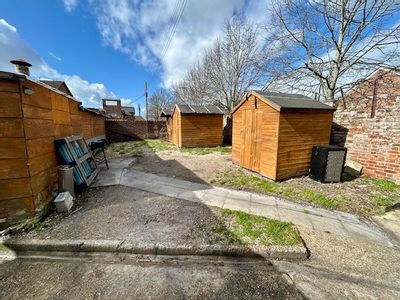Property Image for 5 High Street, Thatcham, Berkshire, RG19 3JG