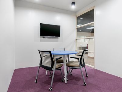 Property Image for Holmethorpe Avenue, Redhill, Surrey, United Kingdom, RH1 2LZ