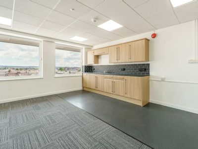 Property Image for Fairfield House, 47-51 Kingston Crescent, Portsmouth, PO2 8AA