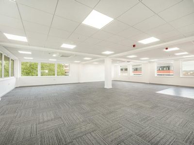 Property Image for Fairfield House, 47-51 Kingston Crescent, Portsmouth, PO2 8AA