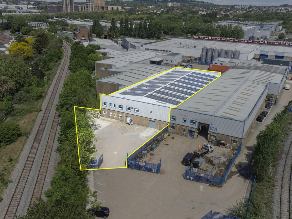 Unit 10b Lyon Way Industrial Estate, Lyon Way, Greenford, UB6 0BN