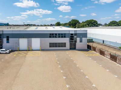 Property Image for Unit 5 Chevron Industrial Estate, Eaton Road, Maylands, Hemel Hempstead, HP2 7UB