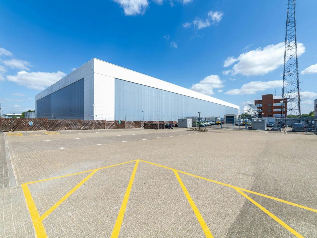 Unit 5 Chevron Industrial Estate, Eaton Road, Maylands, Hemel Hempstead, HP2 7UB