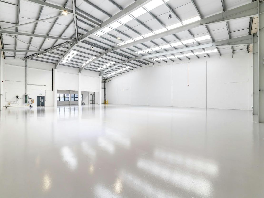 Unit 5 Chevron Industrial Estate, Eaton Road, Maylands, Hemel Hempstead, HP2 7UB