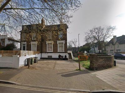 Property Image for 63 Barrington Road, Lambeth, London SW9 7JH