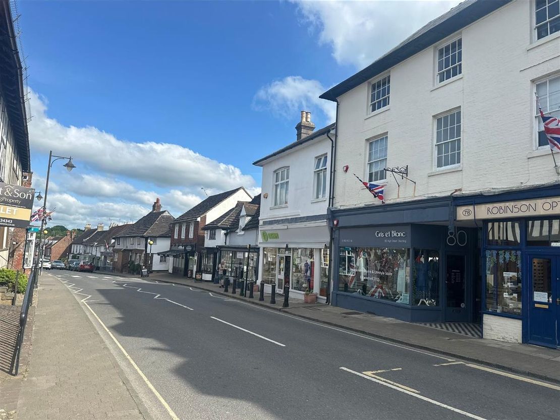 80 High St, Steyning Horsham BN44 3RD