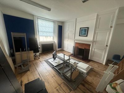Property Image for 80 High St, Steyning Horsham BN44 3RD