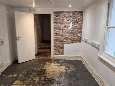 Property Image for 65 Queenstown Rd, London SW8 3RG
