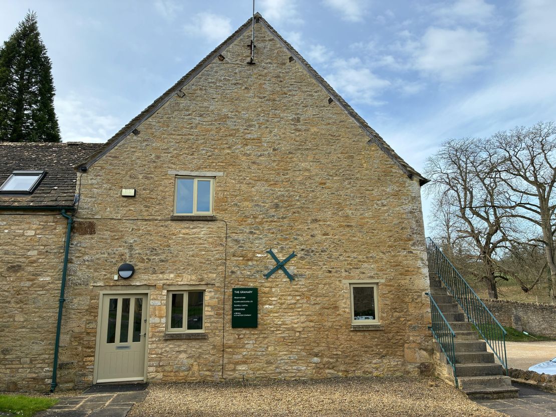 Unit 3, The Granary, Southill Business Park, Charlbury, OX7 3EH