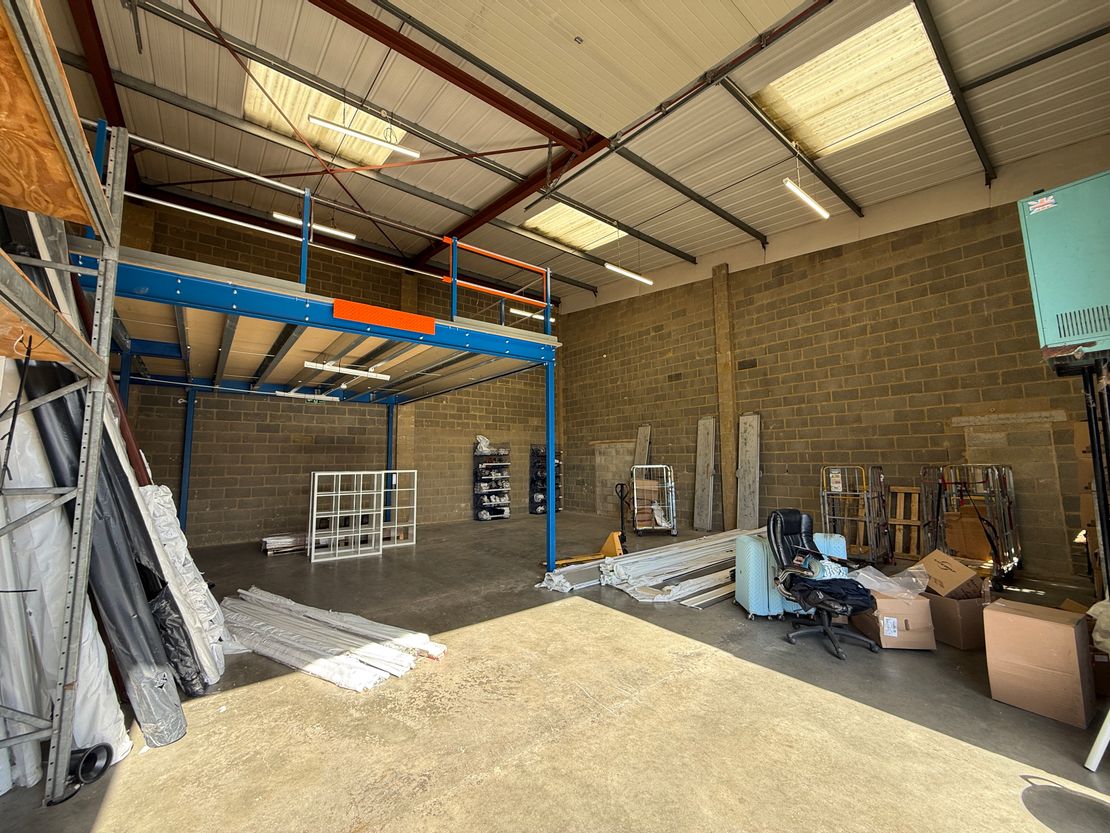 9 Neptune Business Estate, Neptune Close, Medway City Estate, Rochester, Kent, ME2 4LT