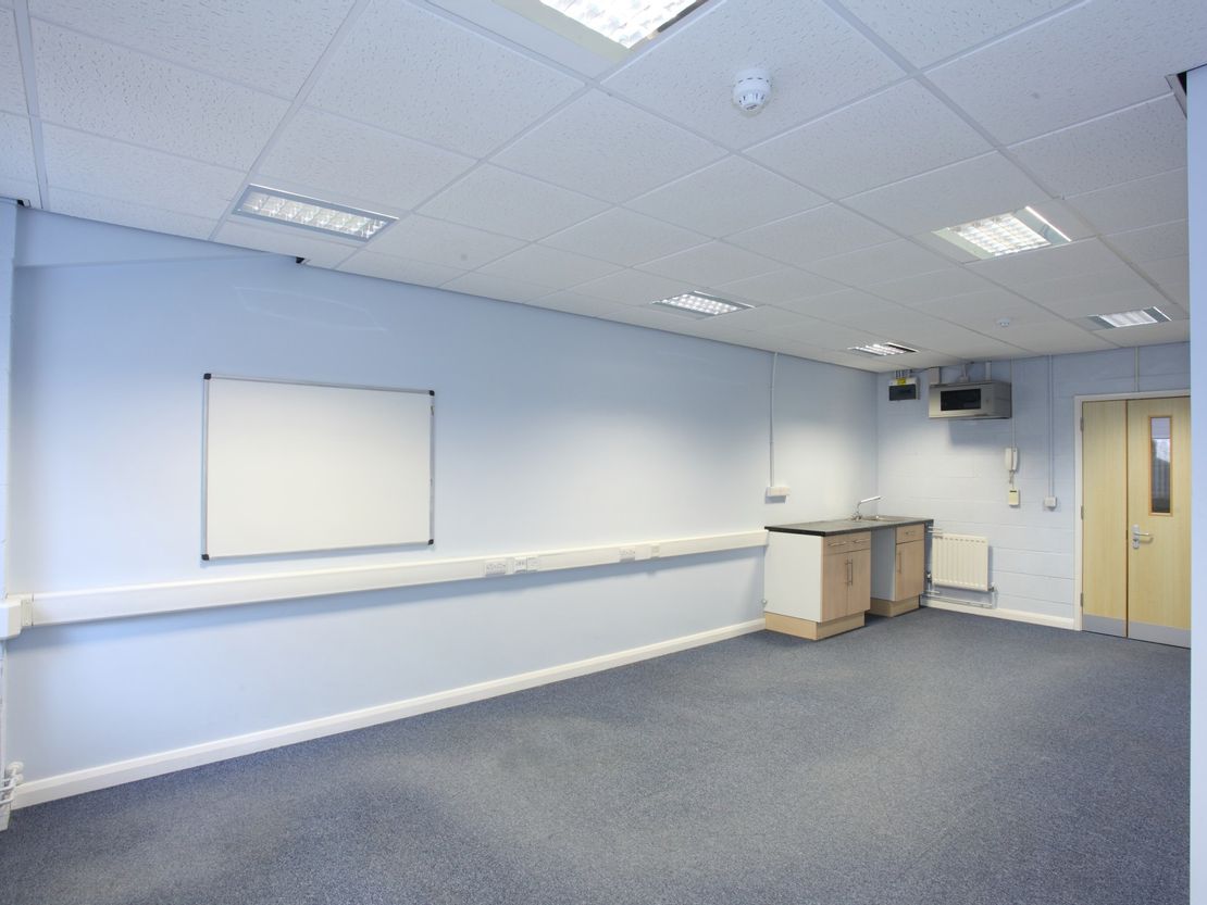 Suite 16, Stanta Business Centre, 3 Soothouse Spring, St. Albans, Hertfordshire, AL3 6PF