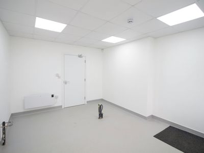 Property Image for 102 Nield Road, Hayes, UB3 1SH