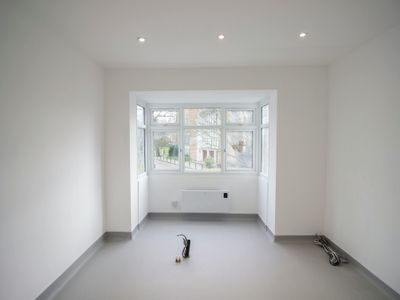 Property Image for 102 Nield Road, Hayes, UB3 1SH