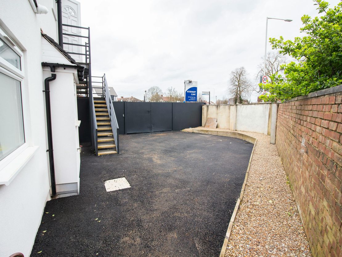 102 Nield Road, Hayes, UB3 1SH