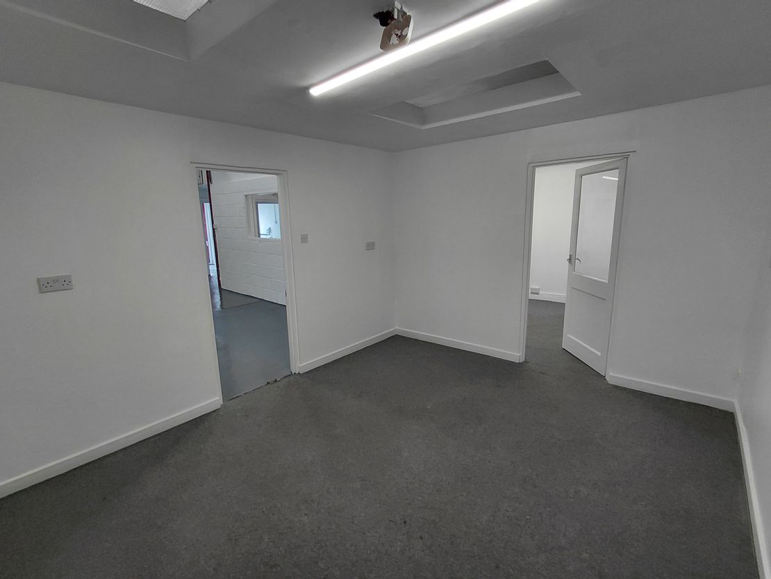 31 Neville Road, Croydon, Surrey, CR0 2DS