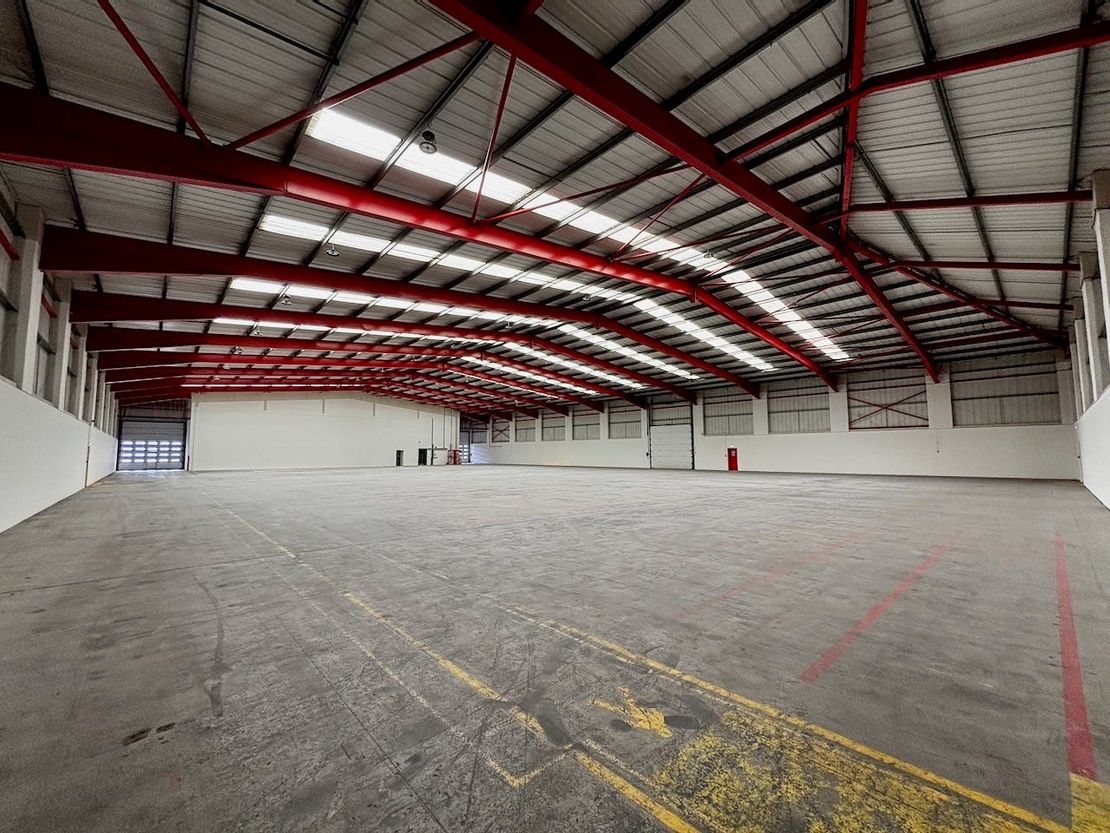 Unit 12 St Martins Way, Bedford, MK42 0LF