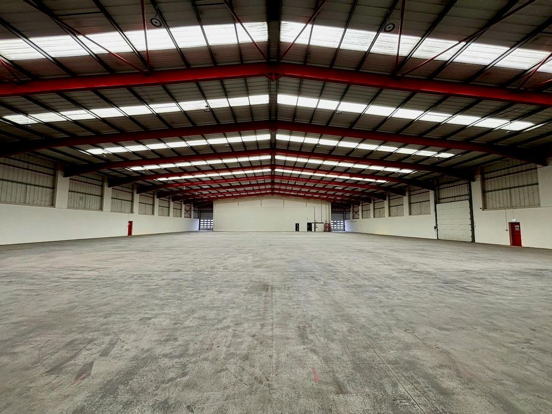 Unit 12 St Martins Way, Bedford, MK42 0LF