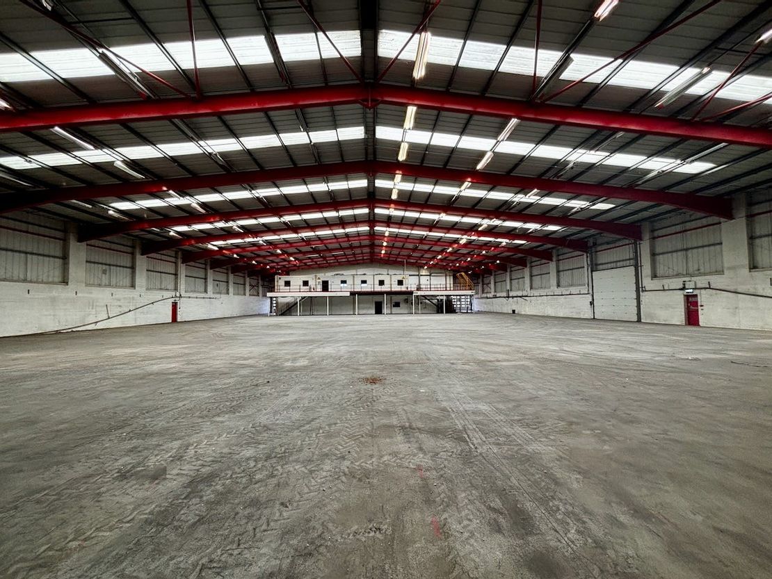 Unit 12 St Martins Way, Bedford, MK42 0LF