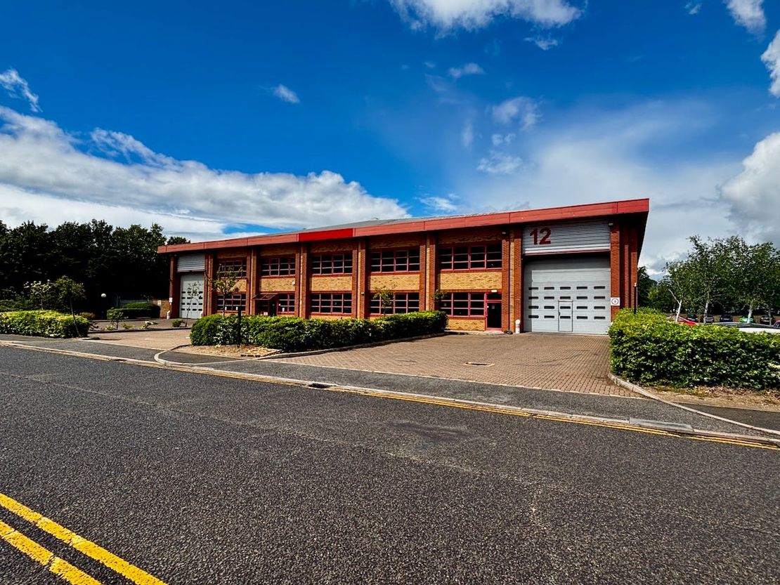 Unit 12 St Martins Way, Bedford, MK42 0LF
