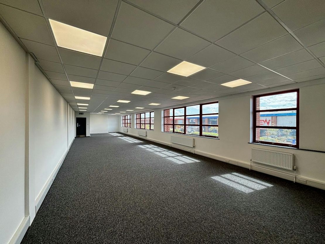 Unit 12 St Martins Way, Bedford, MK42 0LF