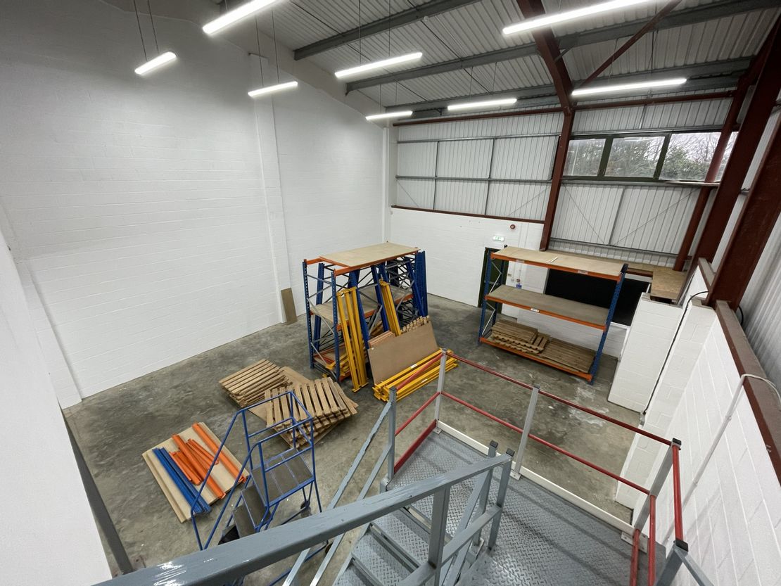 Unit 16 Glenmore Business Centre, Witney, Oxfordshire, OX29 0AA