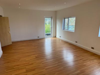 Property Image for Chigwell Road, Woodford Green
